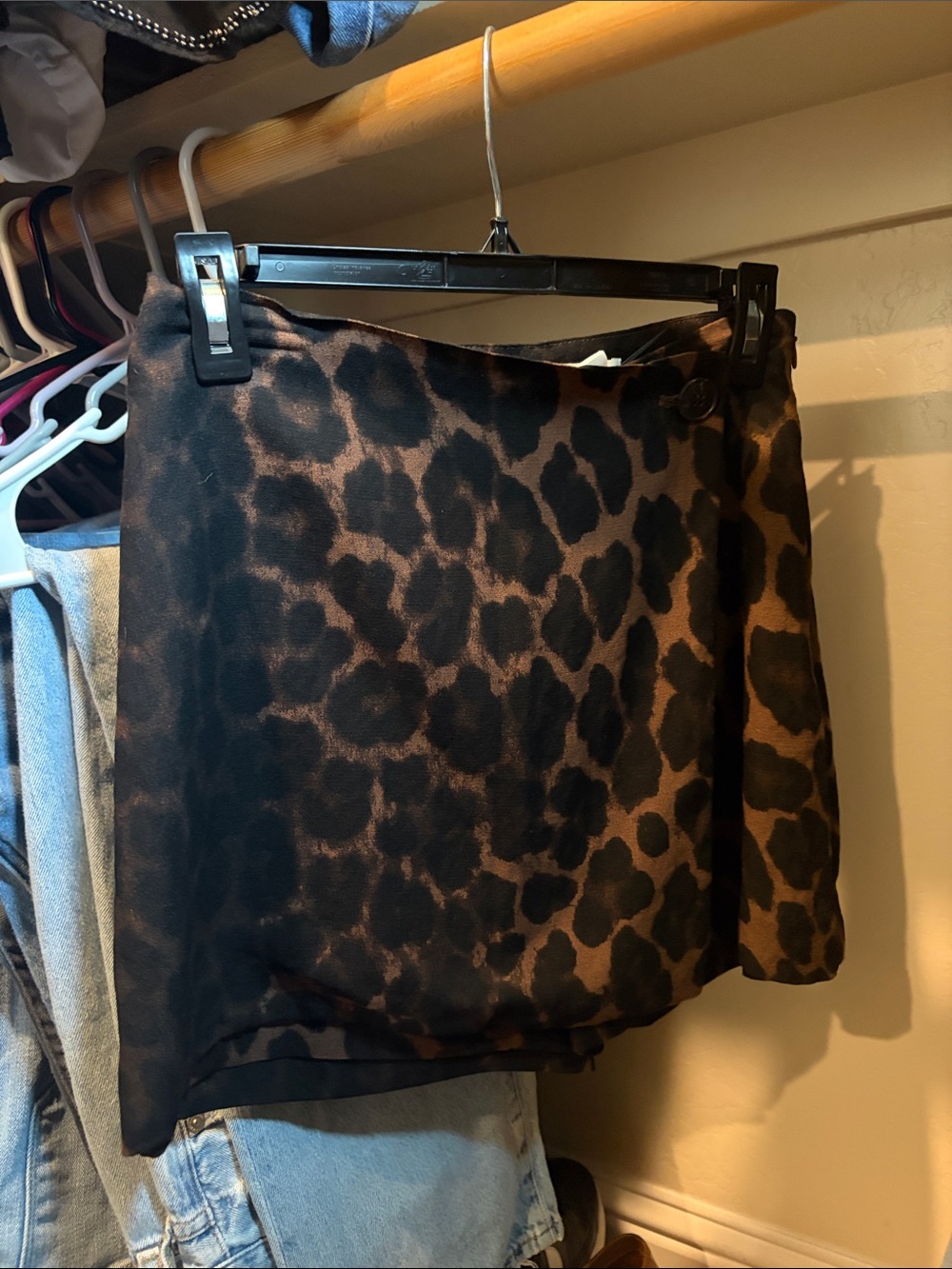 H&M Leopard Print Mini Skirt in Brown and Black